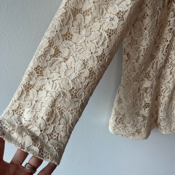 Vero Moda Cream Lace Blazer - Picture 3 of 8